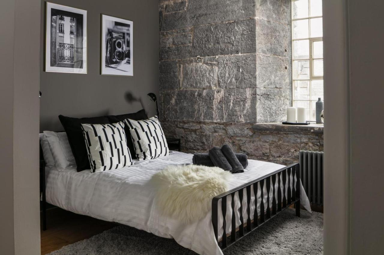 Two-Bedroom Apartment At Royal William Yard, Plymouth Exterior foto